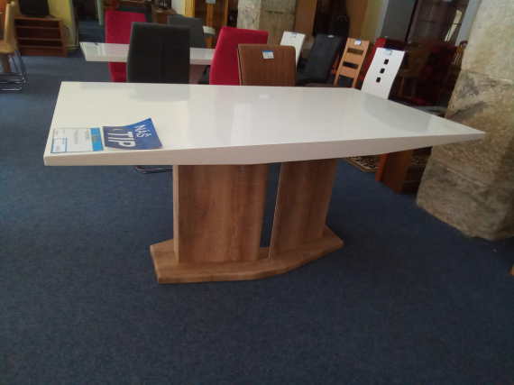 Jídelní stůl AT-2013